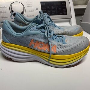 Women’s Hoka Bondi 8 Sneakers